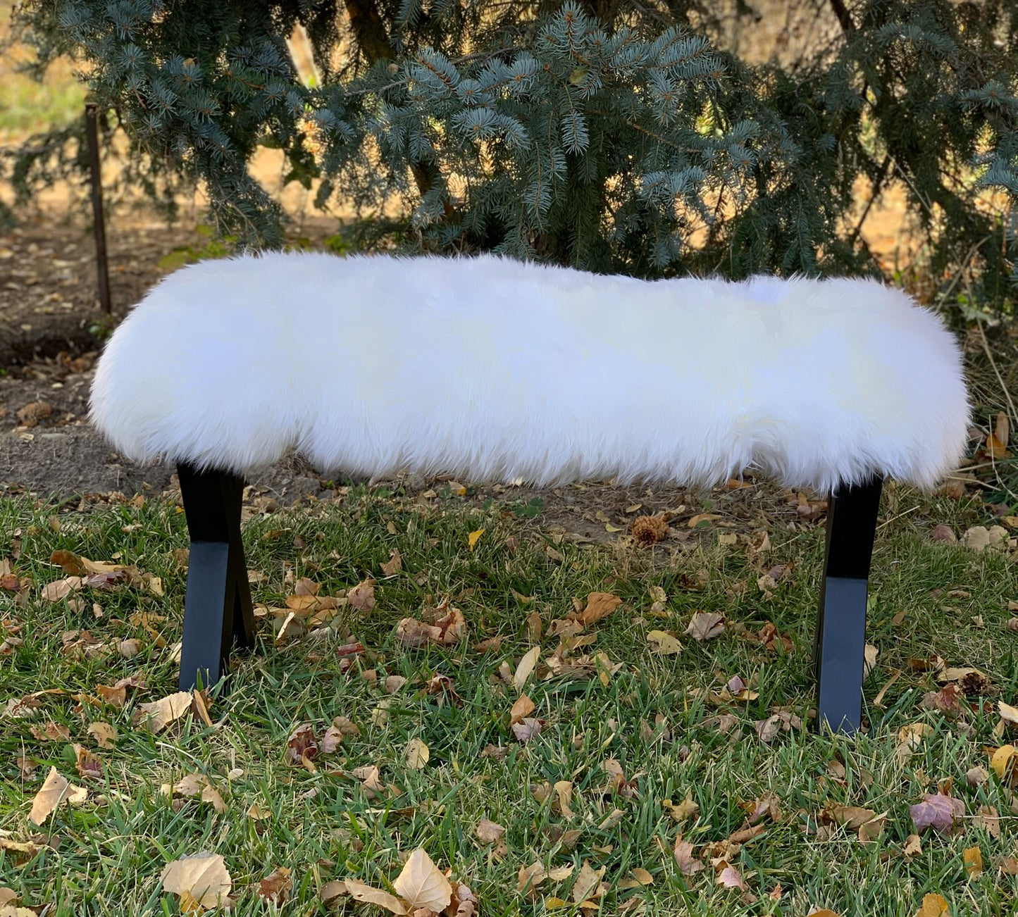 UNLAX~Modern Sheepskin Bench